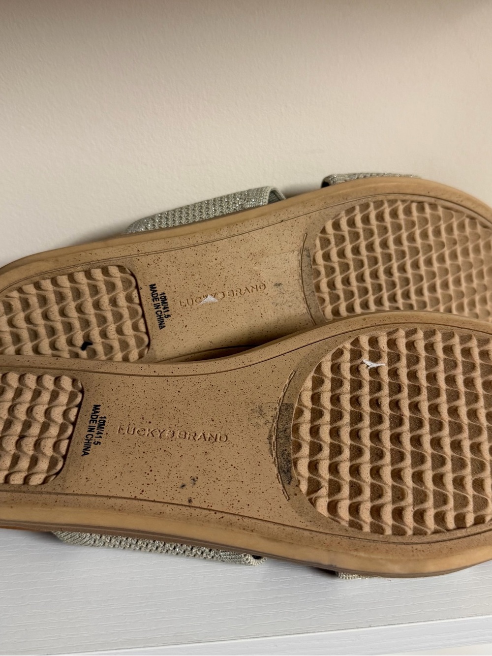 Lucky Brand Nekoda Flat Sandals in Tan Size 10 - Picture 8 of 9